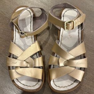 Girls size 12 Saltwater Sandals-Gold